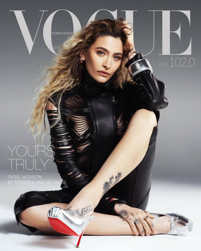 Дочка Майкла Джексона совсем взрослая.